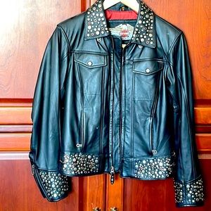 Harley Davidson motorcycle jacket side sizing buckles fully lined zipped cuffs